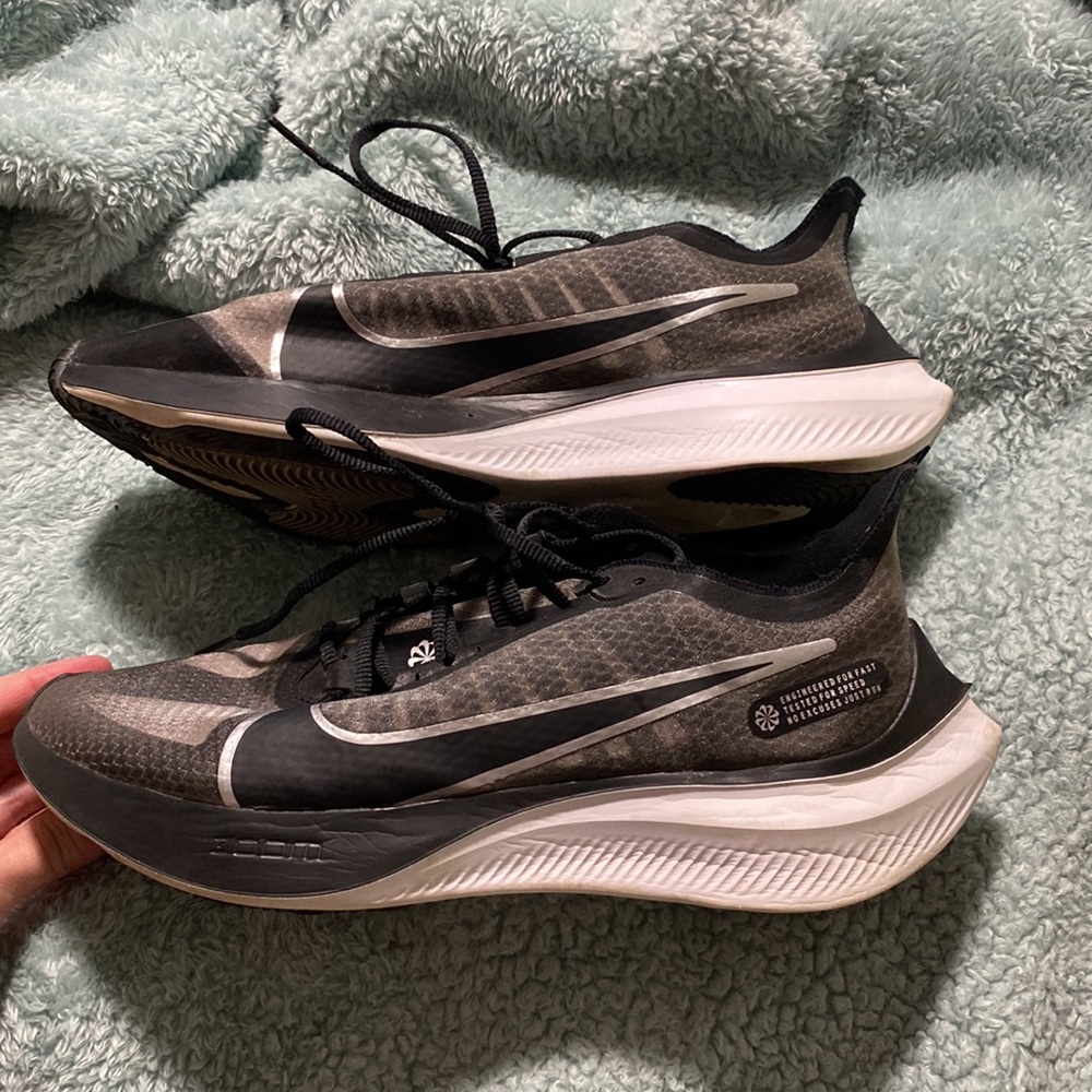Women’s Nike zoom shoe size 9 - Picture 4 of 5